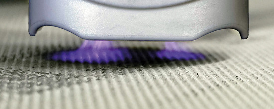 Plasmaentladung_auf_PTFE_CMYK